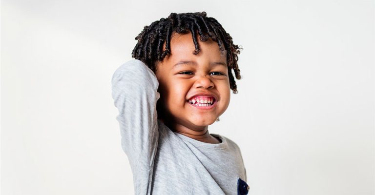 Child with teeth grinding bruxism symptoms